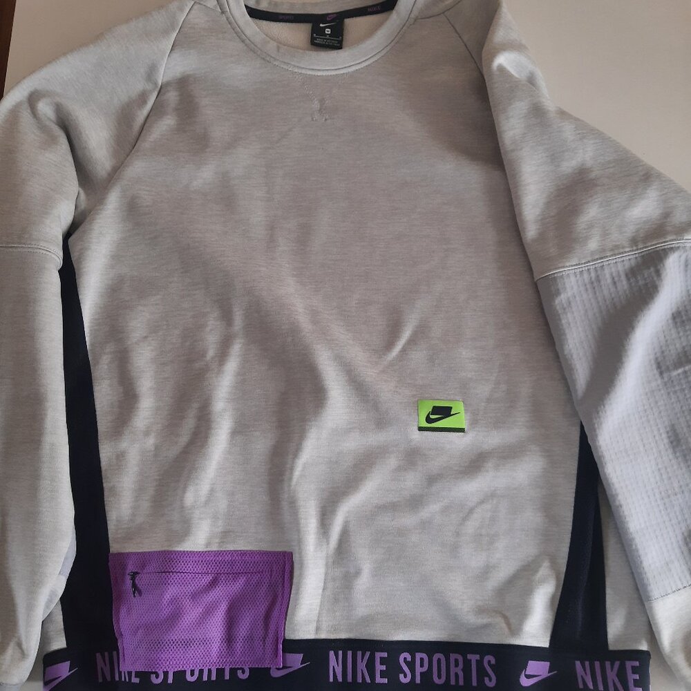 Nike Therma Crew Neck - Gray Sweatshirt - Men's Medium